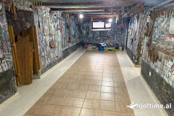 AMBJENT BIZNESI ME QIRA PRANE LULISHTE 1 MAJI