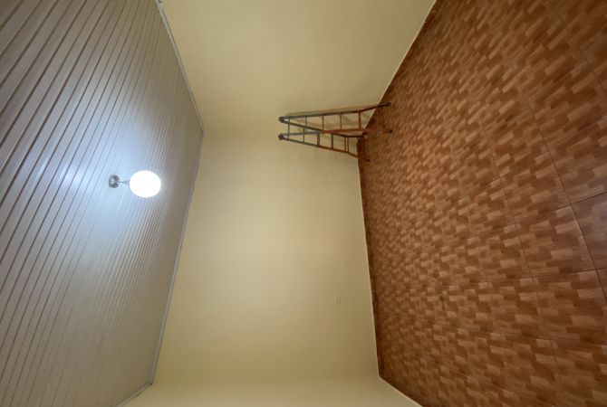 SHTEPI PRIVATE PER BIZNES NE QENDER