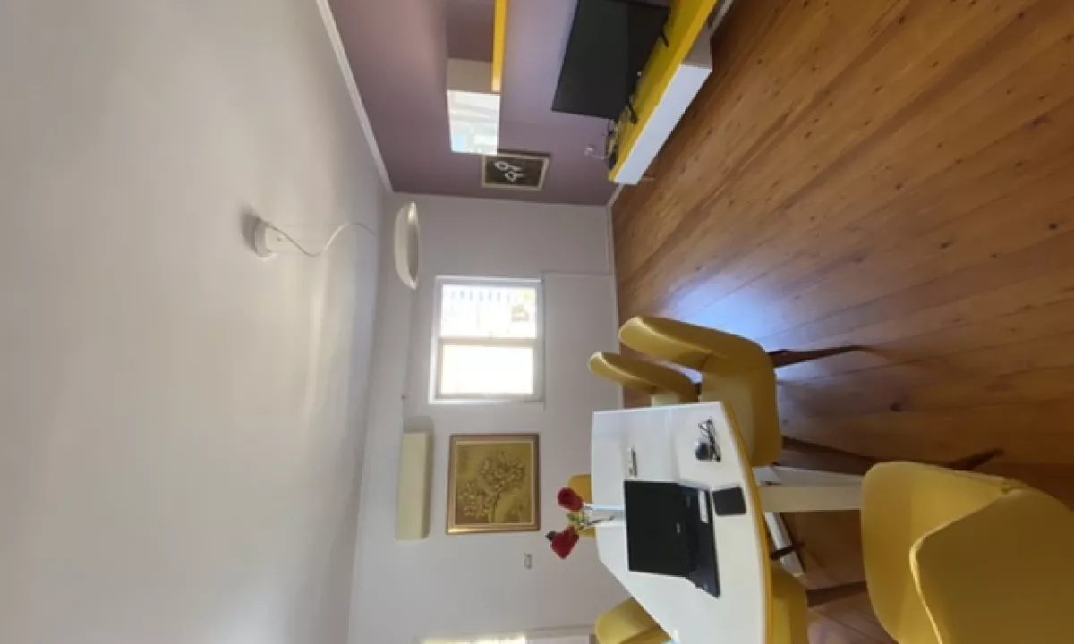 Shtepi me qera Apartament ne Tirane, 2+1, Mobilimi E mobiluar, Pagesa 700  Euro.