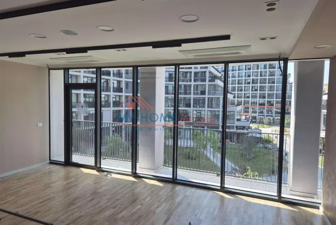 Business Property for Rent 3+1 in Tirana - 2,200 Euro
