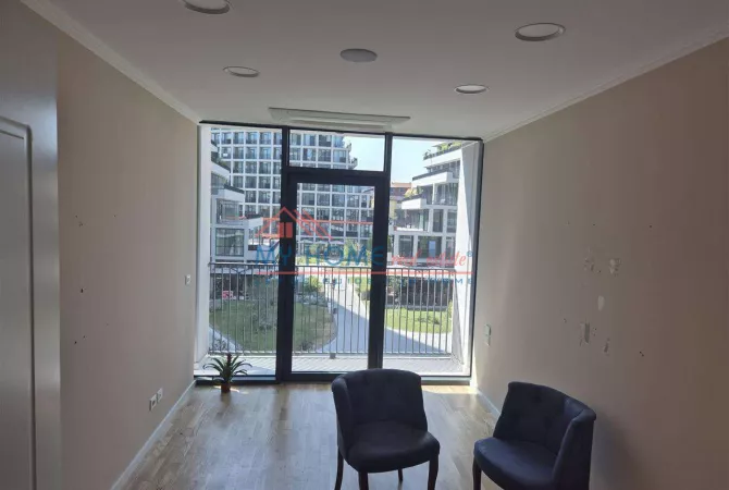 Business Property for Rent 3+1 in Tirana - 2,200 Euro