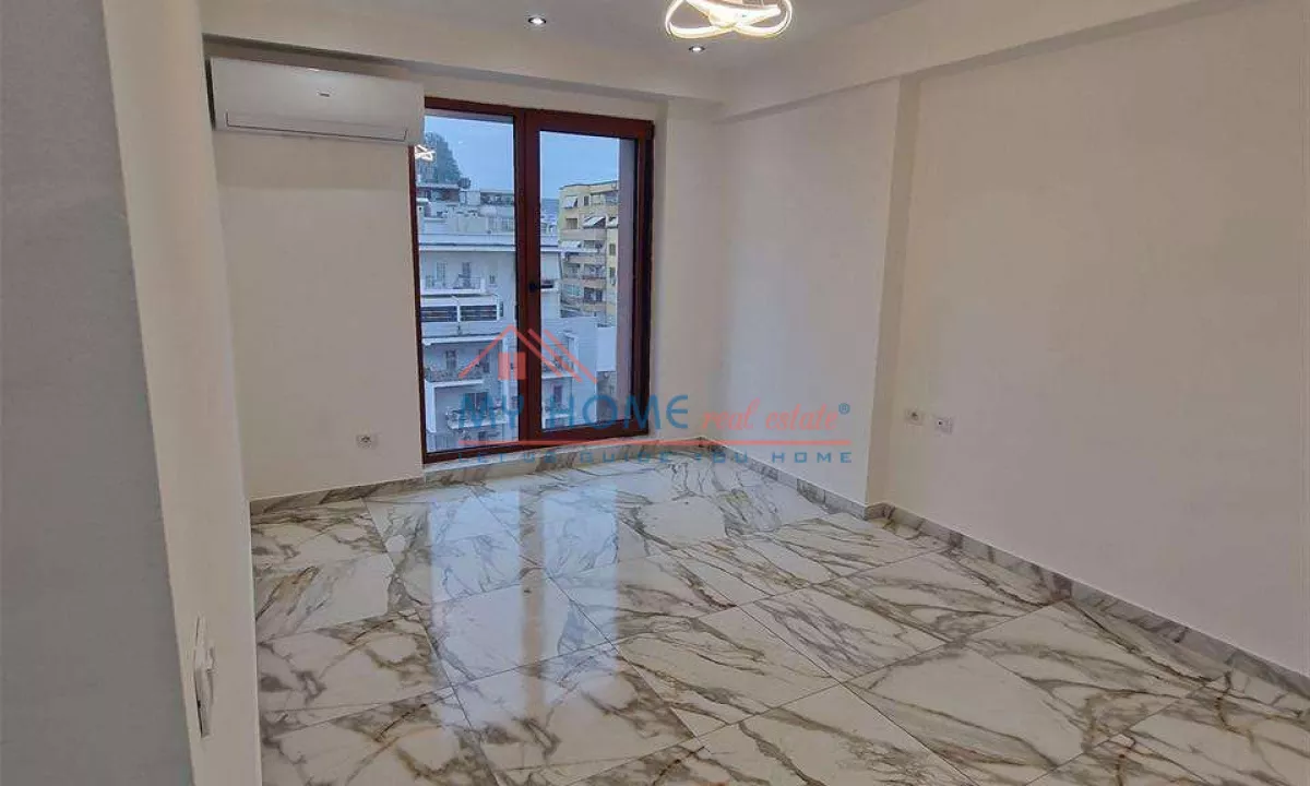 Zyre me qera tek Rruga e Kavajes Tirane