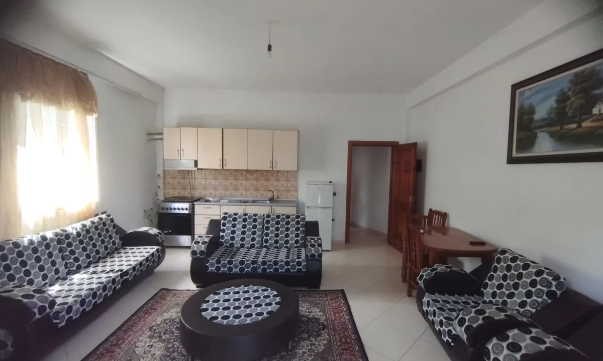 Shtepi me qera Apartament ne Tirane, 1+1, Mobilimi E mobiluar, Pagesa 30,000  Leke.