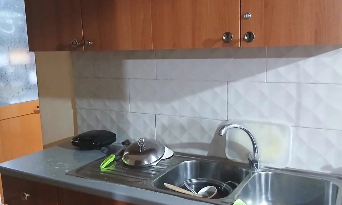 Shtepi me qera Apartament ne Tirane, Garsoniere, Mobilimi E mobiluar, Pagesa 22,000  Leke.