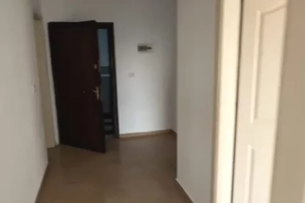 House for Rent 1+1 in Tirana - 40,000 Leke