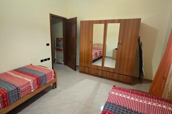 Shtepi me qera Apartament ne Tirane, 1+1, Mobilimi E mobiluar, Pagesa 40,000  Leke.