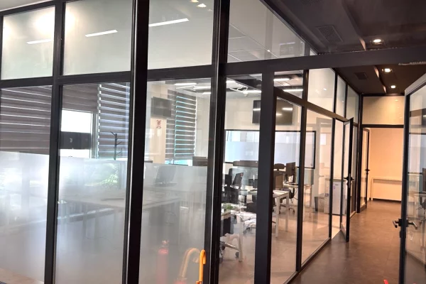 JEPET ME QIRA AMBIENT PREMIUM 600 m2 – RRUGA ISMAIL QEMALI, TIRANE