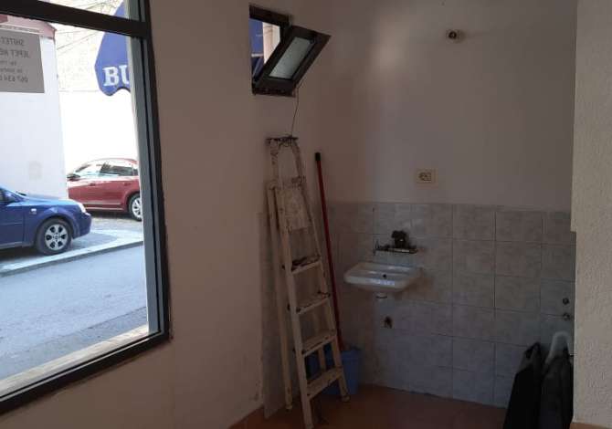 Business Property in Sale 1+1 in Tirana - 3,300,000 Leke