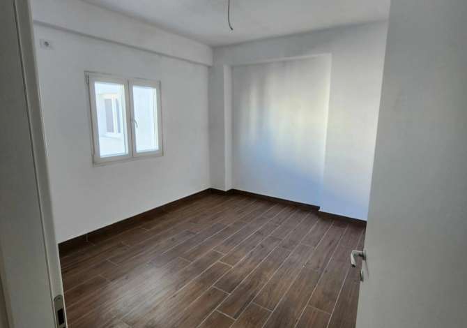 Ambient biznesi me qera 3+1 ne Tirane - 35,000 Euro