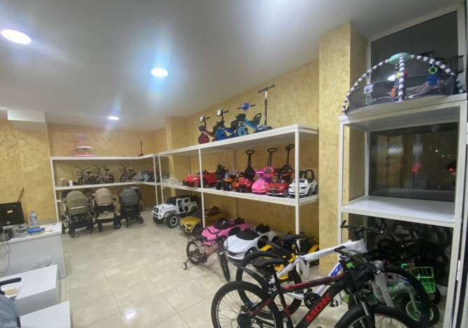 Ambient biznesi me qera 1+1 ne Tirane - 43,000 Leke