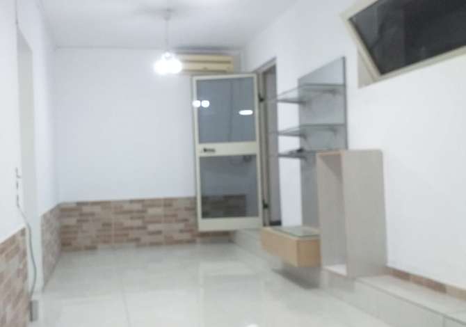 Jepet dyqan me qera ne Myslym Shyr 