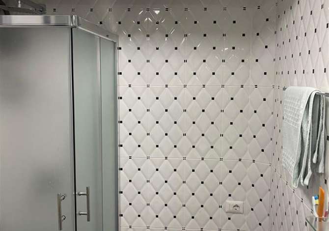 Jepet zyre e kompletuar pas Fakultetit te Shkencave , rruga haxhi hysen daliu