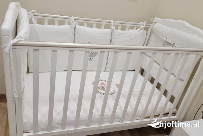 Veshje dhe Aksesor per Femije ne Tirane - 19,900 Leke