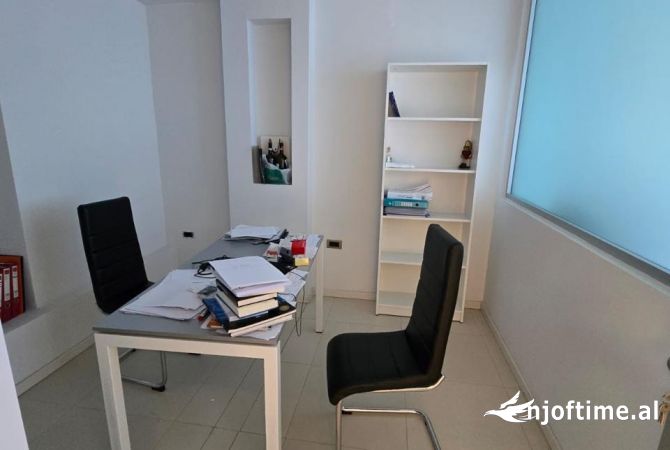 Business Property in Sale 3+1 in Tirana - 340,000 Euro