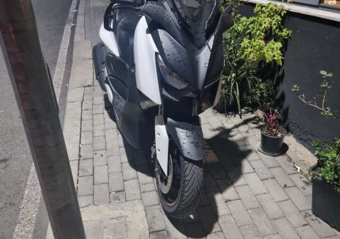 Motorra ne shitje ne Tirane - 4,500 Euro