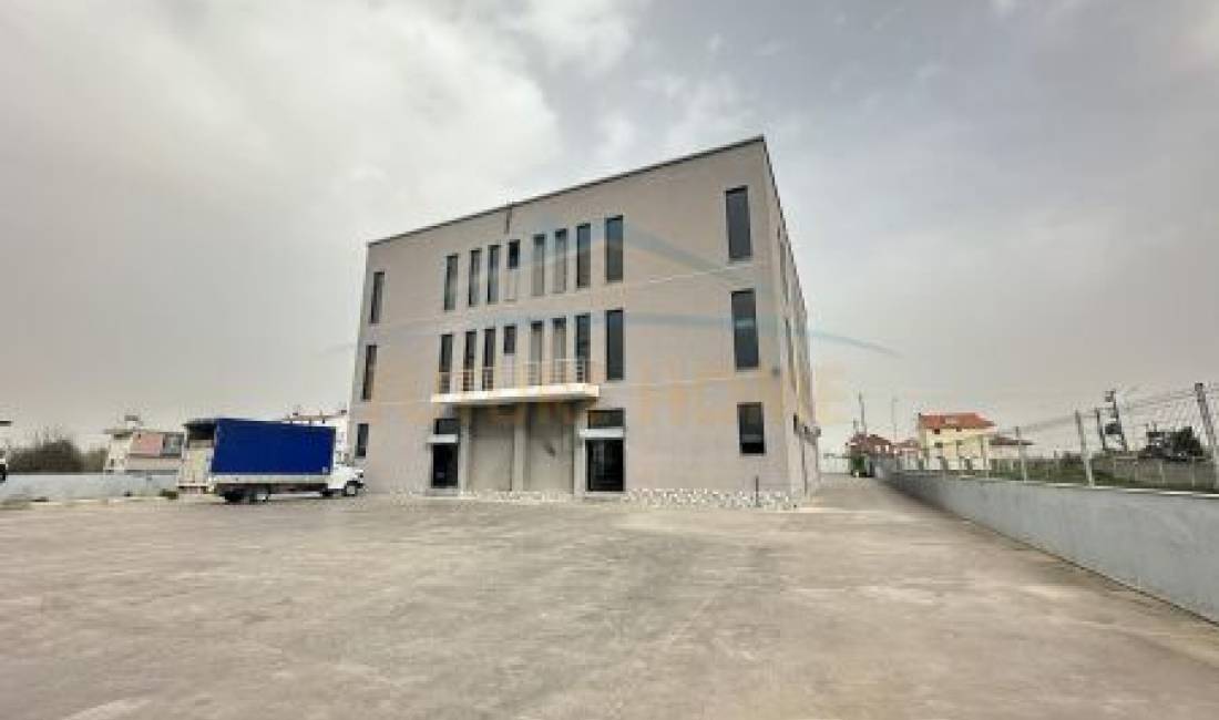 Qera, Godine Biznesi 3-Kateshe, Domje.UNA39402