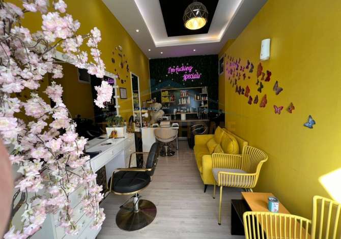 Shitet, Biznesi, Unaza e Re. UNA41761