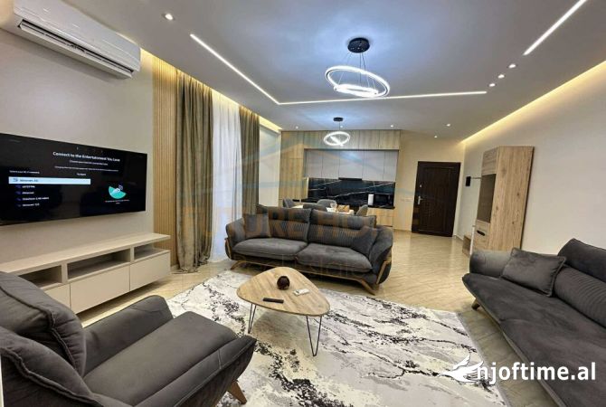 Shtepi ne shitje Apartament ne Tirane, 2+1, Mobilimi E mobiluar, Pagesa 162,000  Euro.