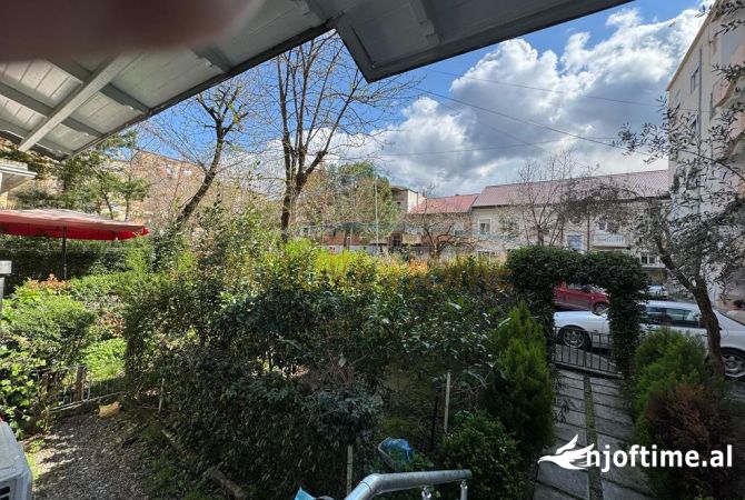 Shtepi ne shitje Apartament ne Tirane, 2+1, Mobilimi E mobiluar, Pagesa 340,000  Euro.