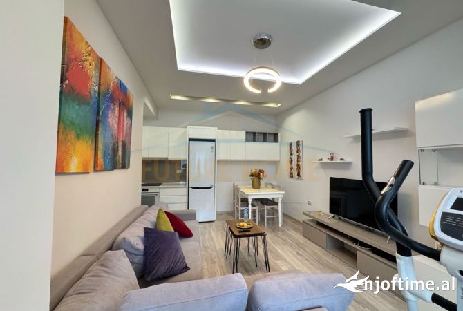 Shitje, Apartament 2+1+Bodrum, Stadiumi Dinamo.UNA50900