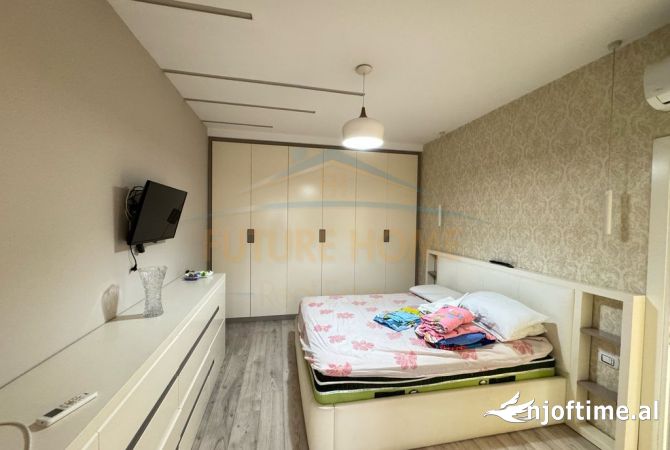 Shtepi ne shitje Apartament ne Tirane, 2+1, Mobilimi E mobiluar, Pagesa 340,000  Euro.