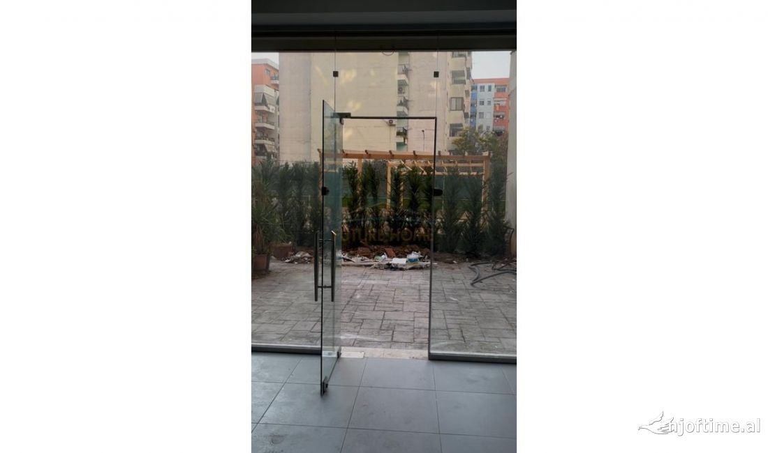 Qera, Ambient Biznesi, Yzberisht. UNA50849 