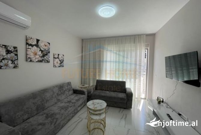 Qera, Apartament 2+1+Post Parkimi, Fusha e Aviacionit. UNA51173