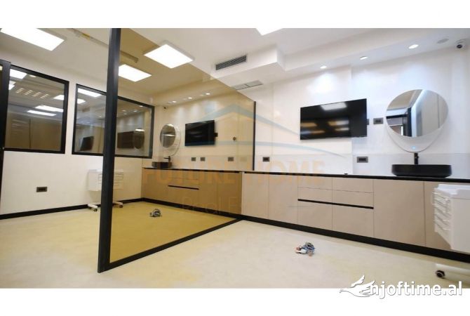 Business Property in Sale 3+1 in Tirana - 295,000 Euro