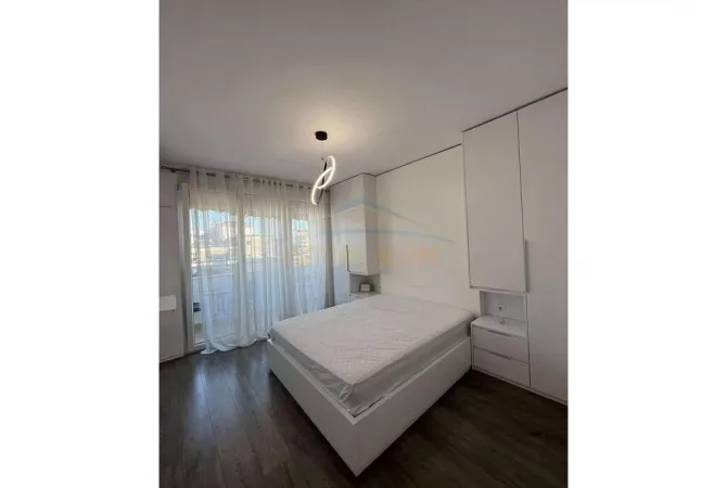 Appartamento in affitto a Tirana 1+1, Arredato