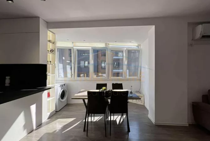 Appartamento in affitto a Tirana 1+1, Arredato