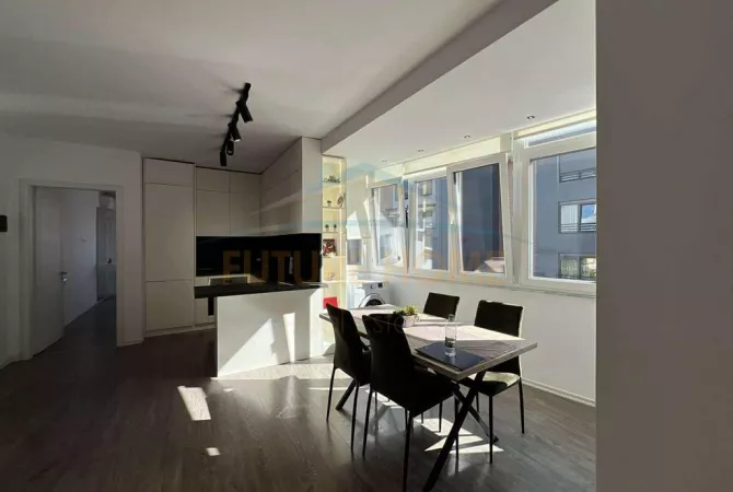 Appartamento in affitto a Tirana 1+1, Arredato