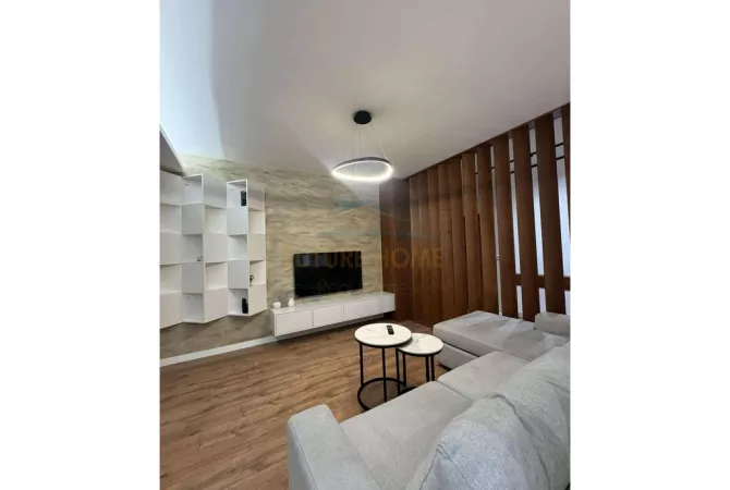 Shtepi me qera Apartament ne Tirane, 2+1, Mobilimi E mobiluar, Pagesa 800  Euro.