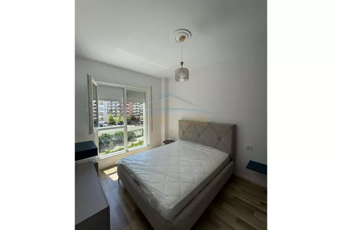 Shtepi me qera Apartament ne Tirane, 1+1, Mobilimi E mobiluar, Pagesa 500  Euro.