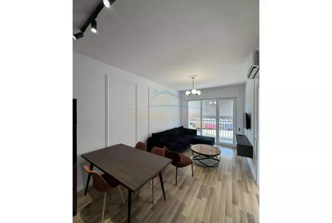 Shtepi me qera Apartament ne Tirane, 1+1, Mobilimi E mobiluar, Pagesa 500  Euro.