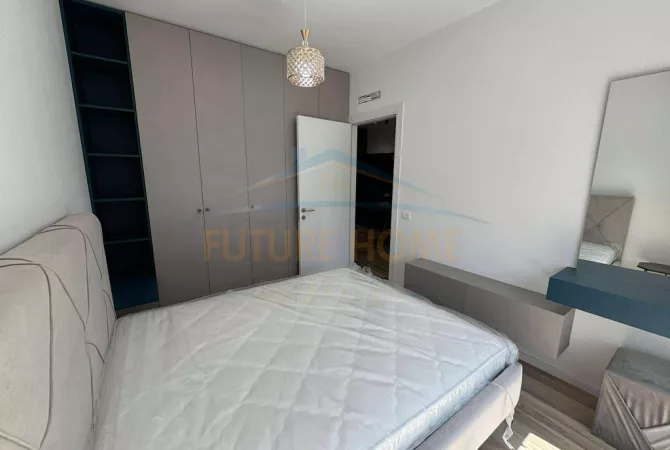 Shtepi me qera Apartament ne Tirane, 1+1, Mobilimi E mobiluar, Pagesa 500  Euro.