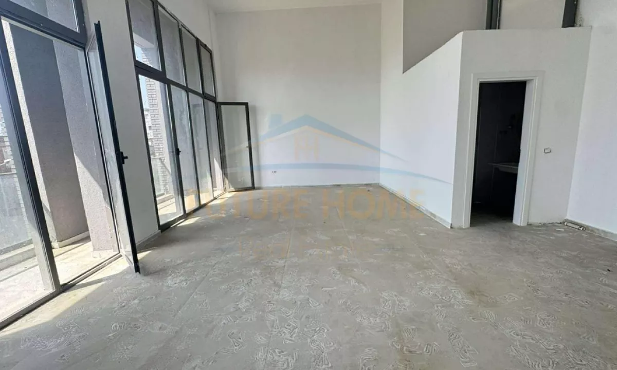 Qera, Ambjent Biznesi,te Ish profarma