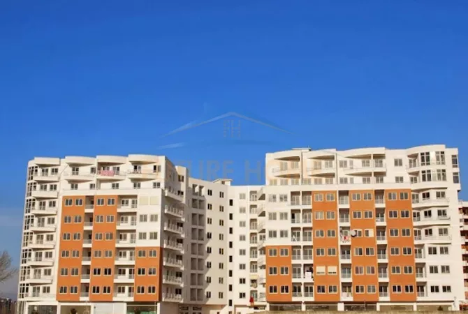 Shitet siperfaqe garazhi , Yzberisht UNA57298