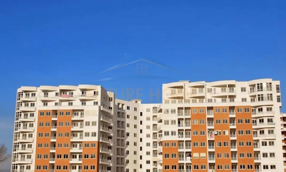 Shitet siperfaqe garazhi , Yzberisht UNA57298