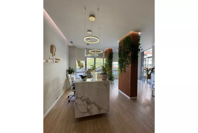 Business Property for Rent 1+1 in Tirana - 4,000 Euro