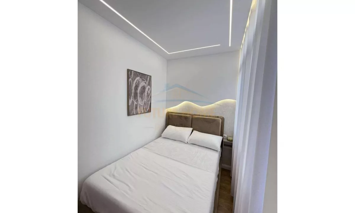 Shtepi ne shitje Apartament ne Tirane, 1+1, Mobilimi E mobiluar, Pagesa 69,000  Euro.