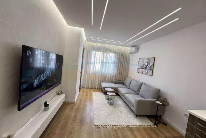 Shtepi ne shitje Apartament ne Tirane, 1+1, Mobilimi E mobiluar, Pagesa 69,000  Euro.