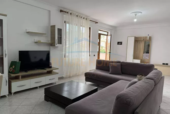 Shtepi me qera Apartament ne Tirane, 2+1, Mobilimi E mobiluar, Pagesa 450  Euro.