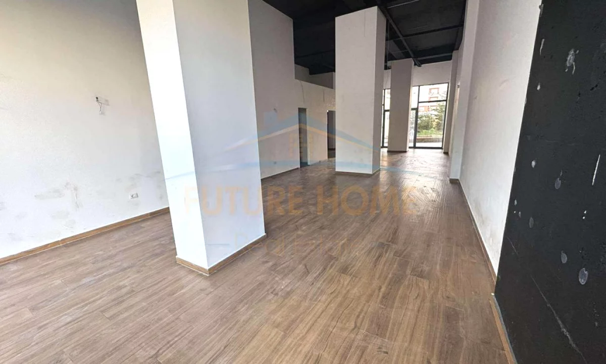 Qira Ambient Komercial , Astir, Jolla e Re UNA58074