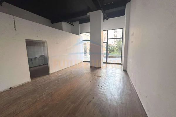 Qira Ambient Komercial , Astir, Jolla e Re UNA58074