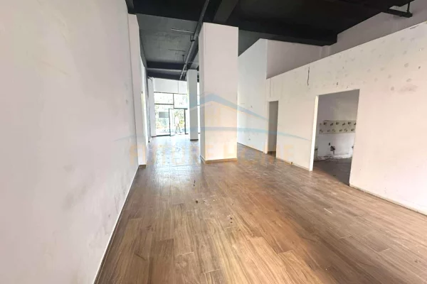 Qira Ambient Komercial , Astir, Jolla e Re UNA58074