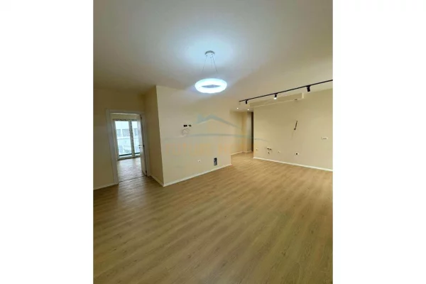Apartment for rent in Tirana 2+1, Emty