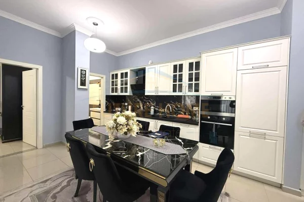 Shtepi me qera Apartament ne Tirane, 2+1, Mobilimi E mobiluar, Pagesa 600  Euro.