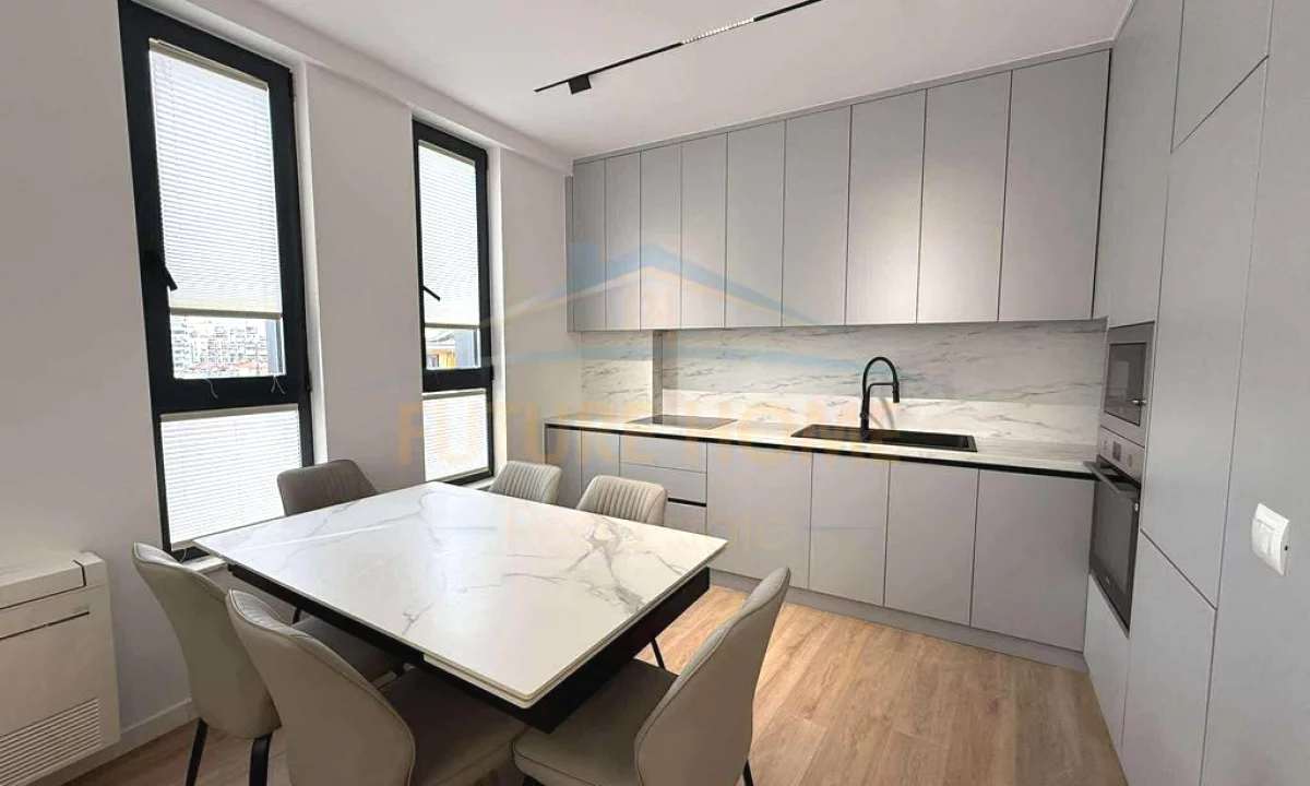 Shtepi me qera Apartament ne Tirane, 2+1, Mobilimi E mobiluar, Pagesa 900  Euro.