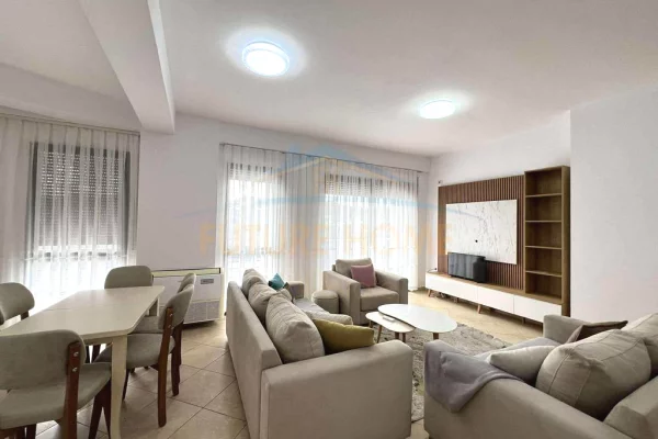 Shtepi me qera Apartament ne Tirane, 2+1, Mobilimi E mobiluar, Pagesa 500  Euro.