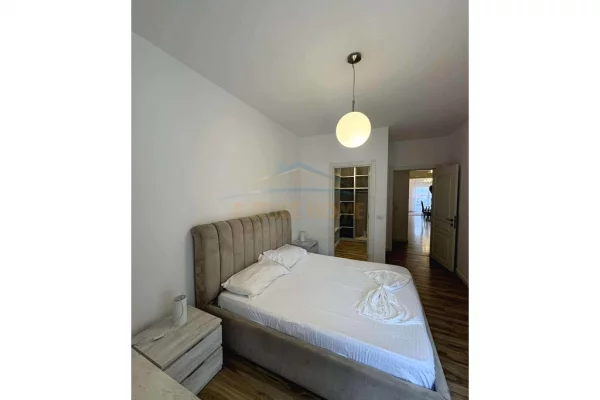 Shtepi me qera 2+1 ne Tirane - 550 Euro